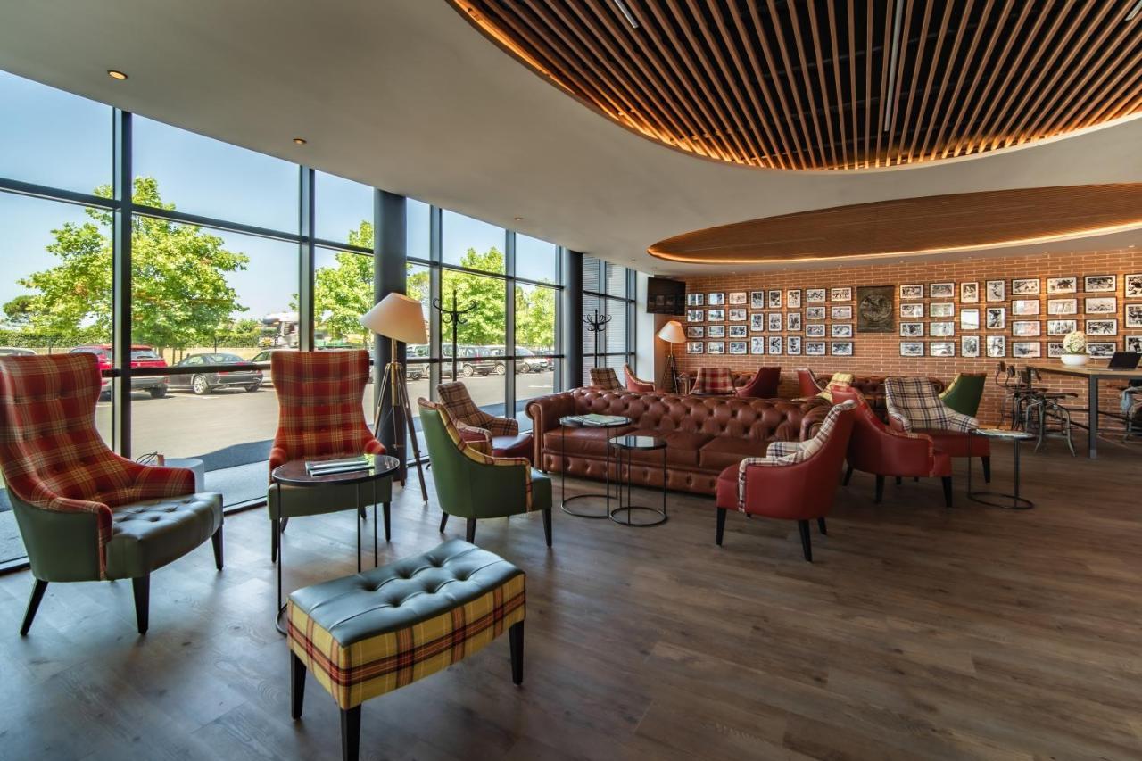 Ibis Styles Castelnaudary Hotell Exteriör bild